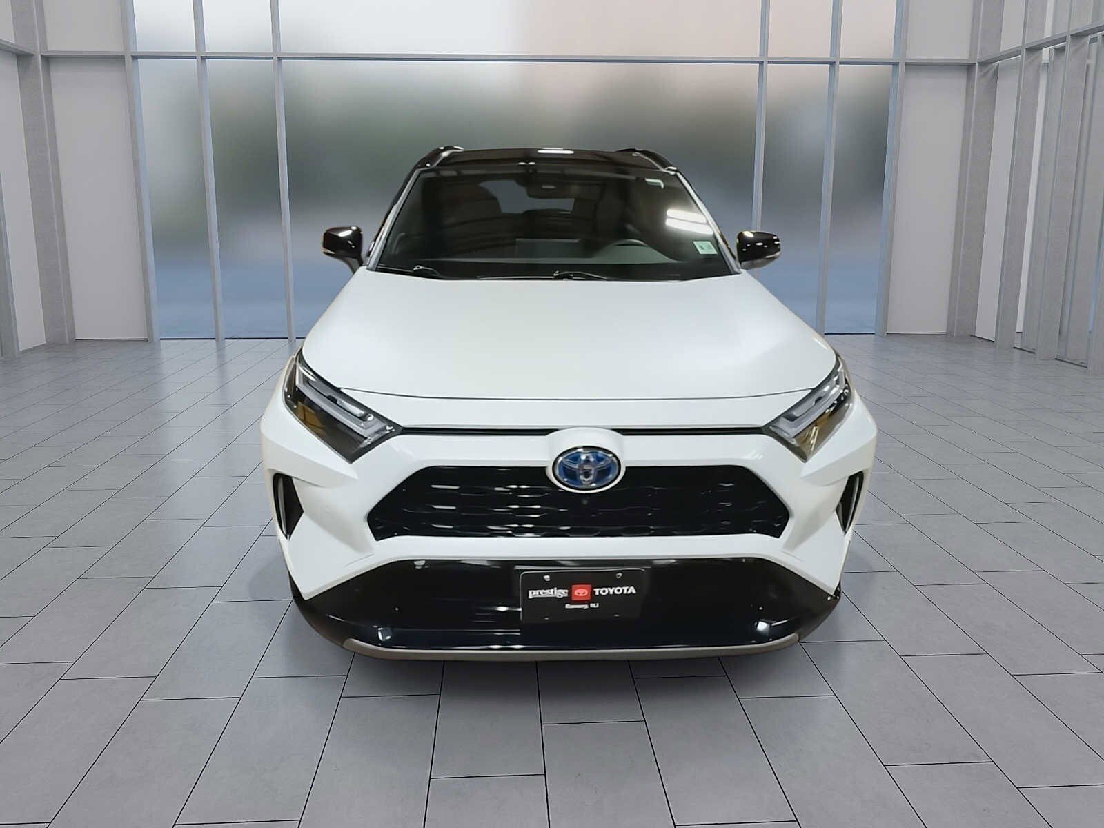 2022 Toyota RAV4 Hybrid XSE photo 3