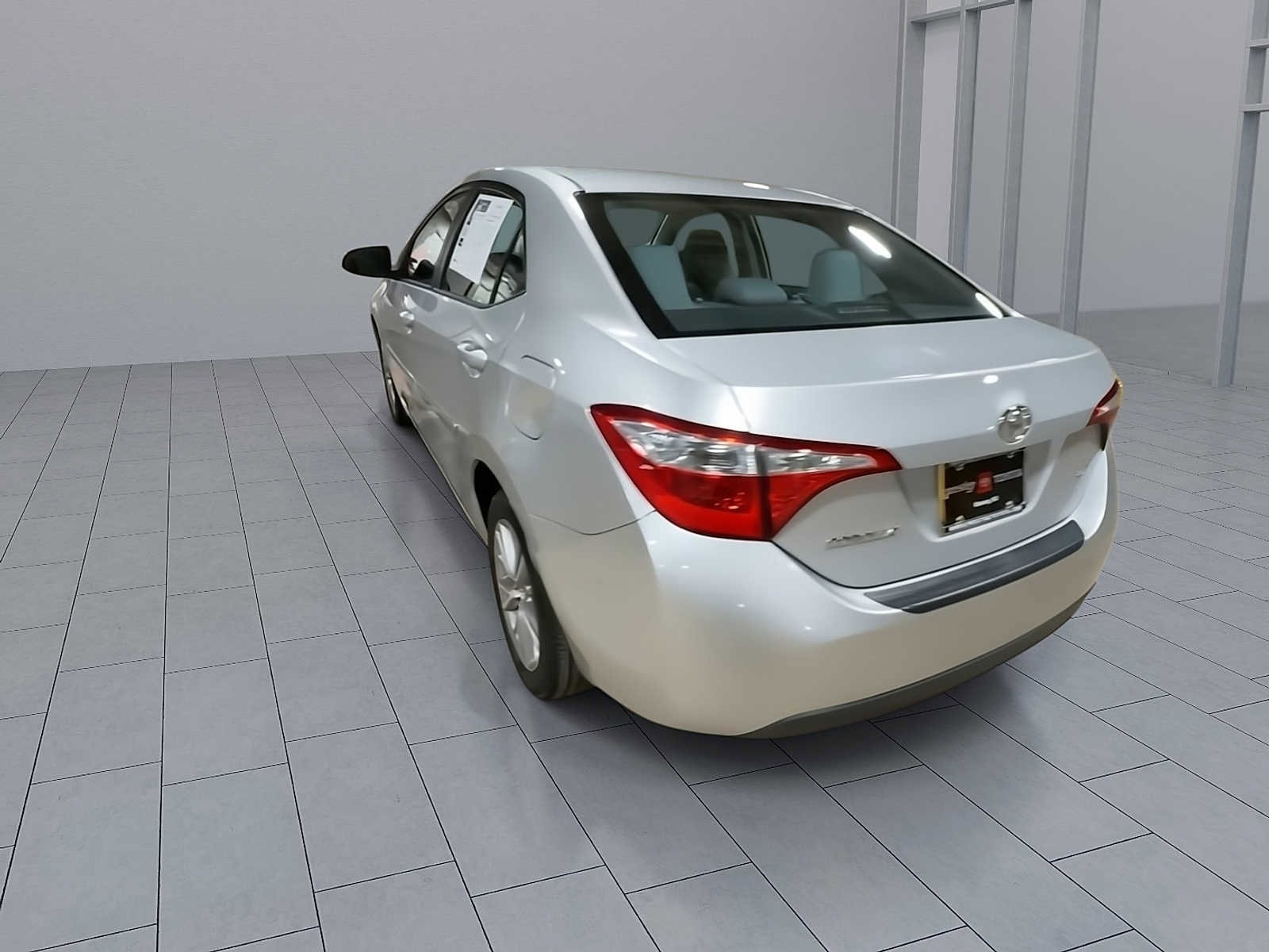 Thumbnail: 2014 Toyota Corolla - 9