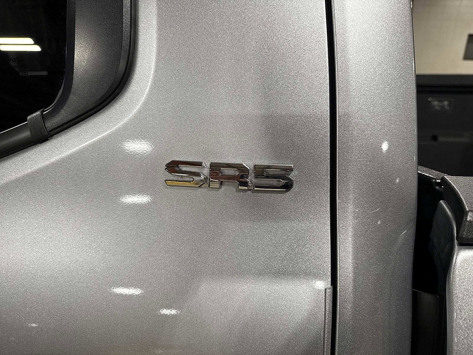 Thumbnail: 2024 Toyota Tacoma - 33