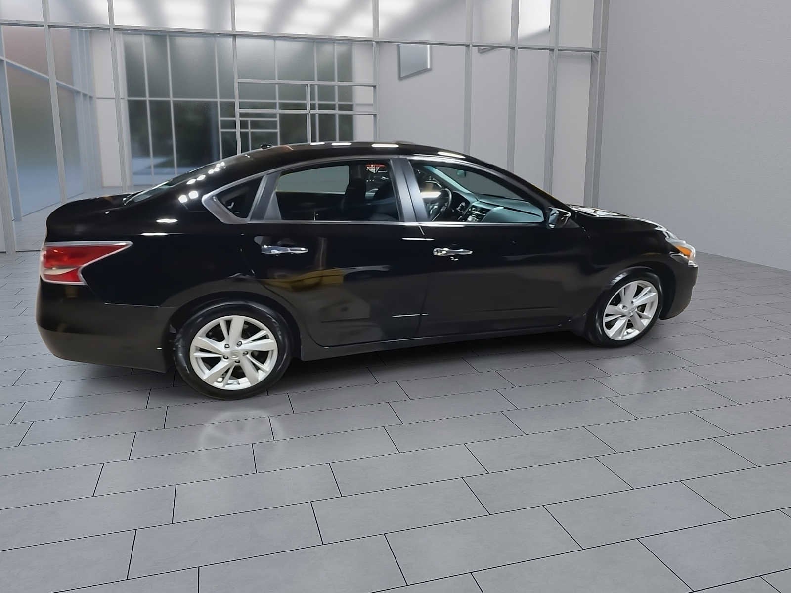 Thumbnail: 2015 Nissan Altima - 9