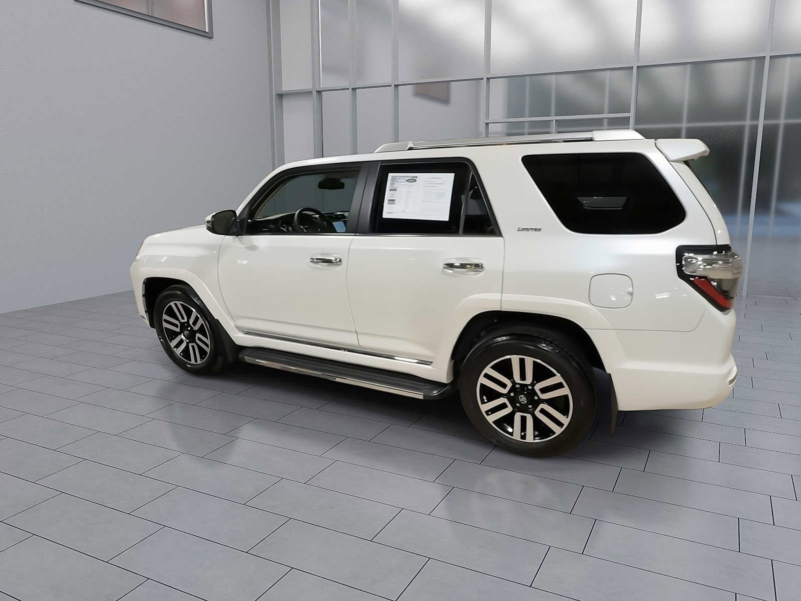 Thumbnail: 2023 Toyota 4Runner - 12