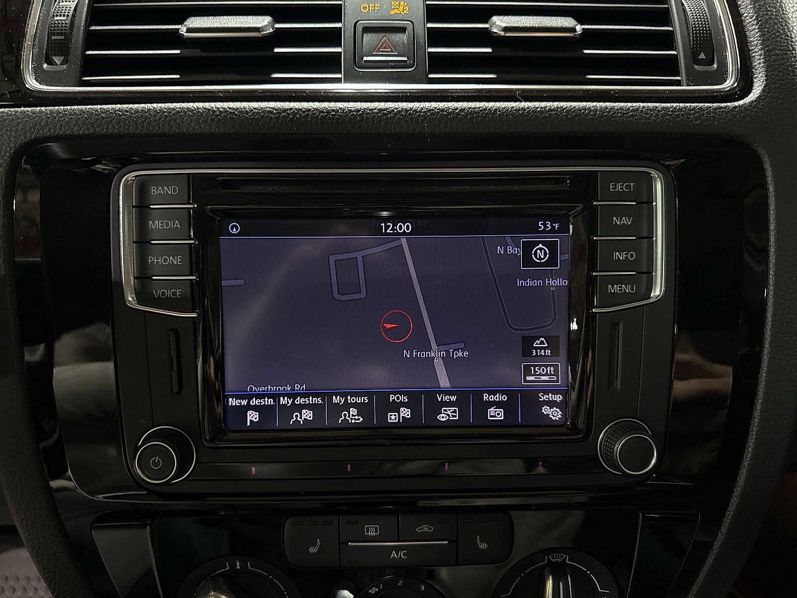 Thumbnail: 2016 Volkswagen Jetta - 20