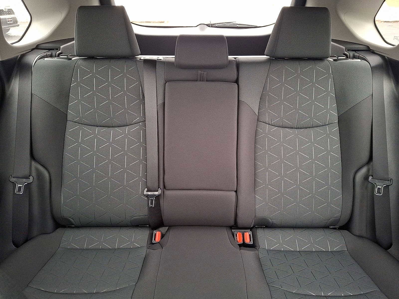 Thumbnail: 2025 Toyota RAV4 - 13