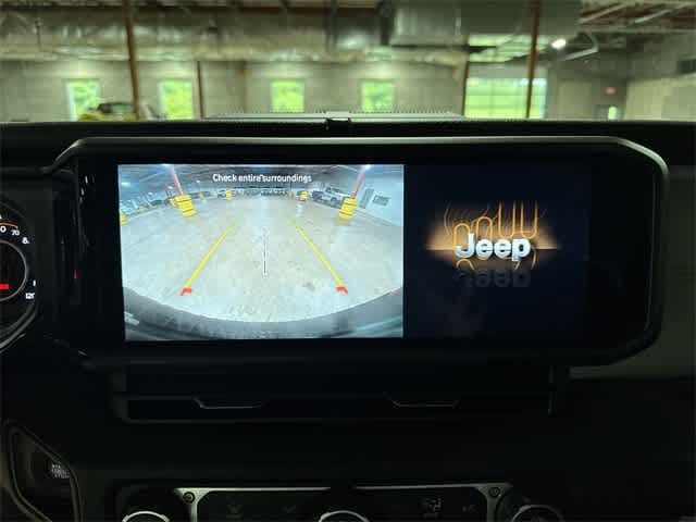 2024 Jeep Wrangler Sport 22