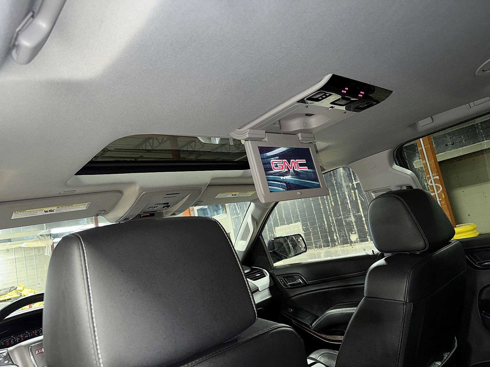 Thumbnail: 2020 GMC Yukon XL - 26