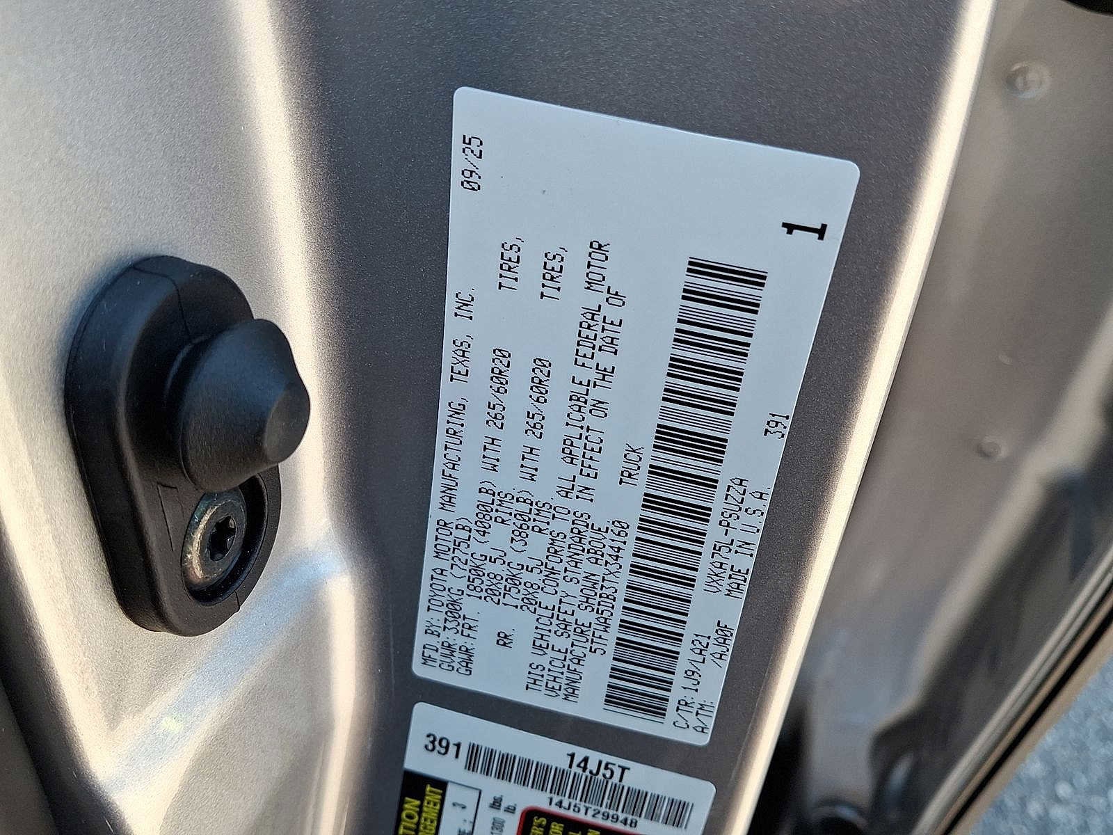 Thumbnail: 2026 Toyota Tundra - 18