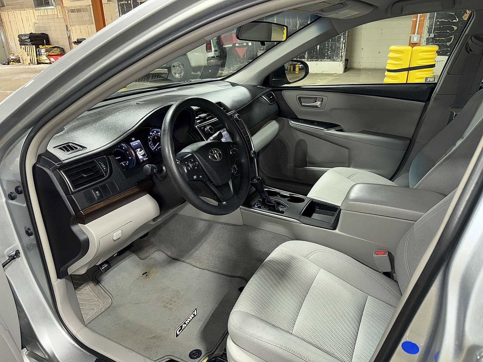 Thumbnail: 2016 Toyota Camry - 27