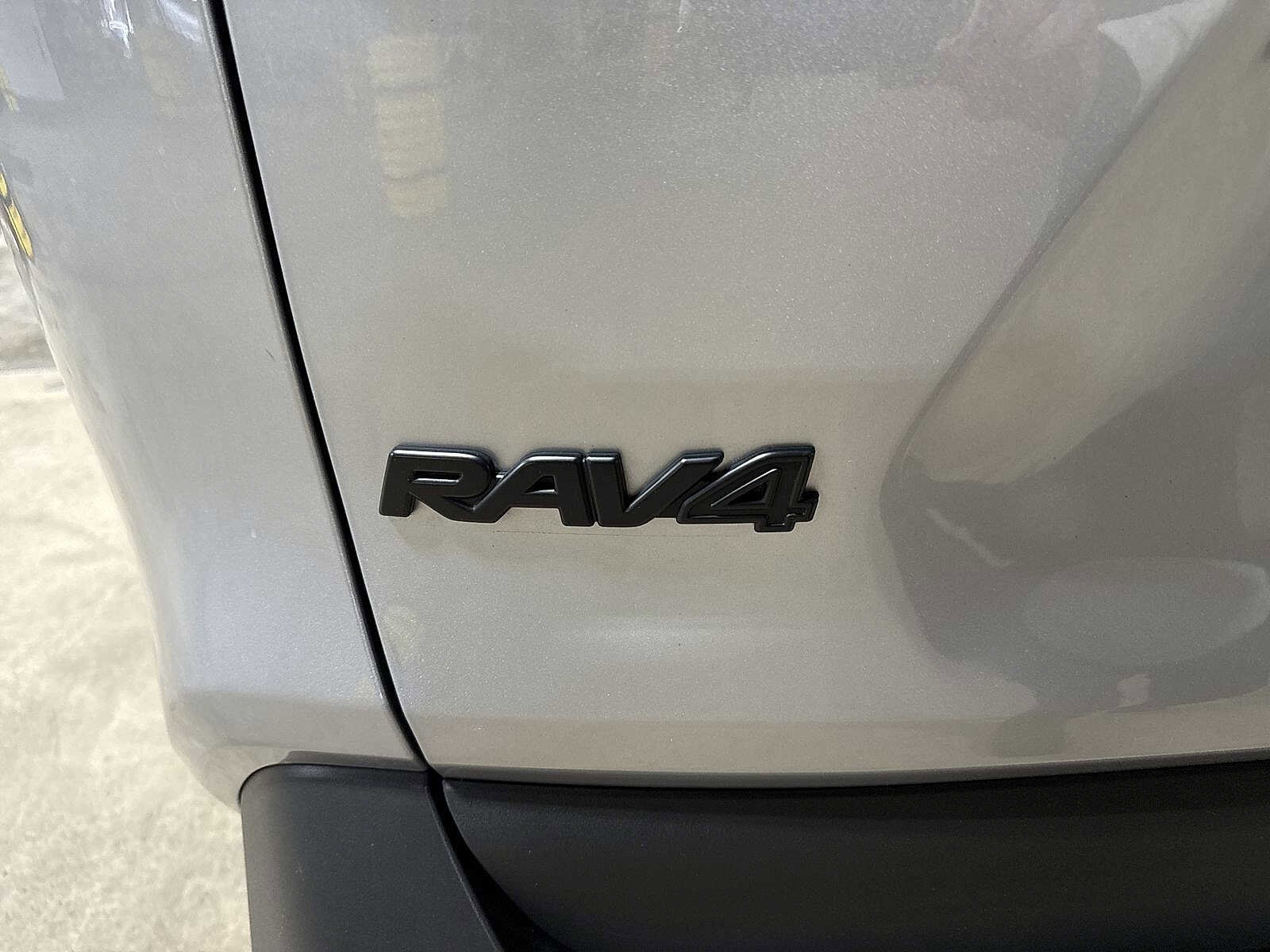 Thumbnail: 2023 Toyota RAV4 - 25