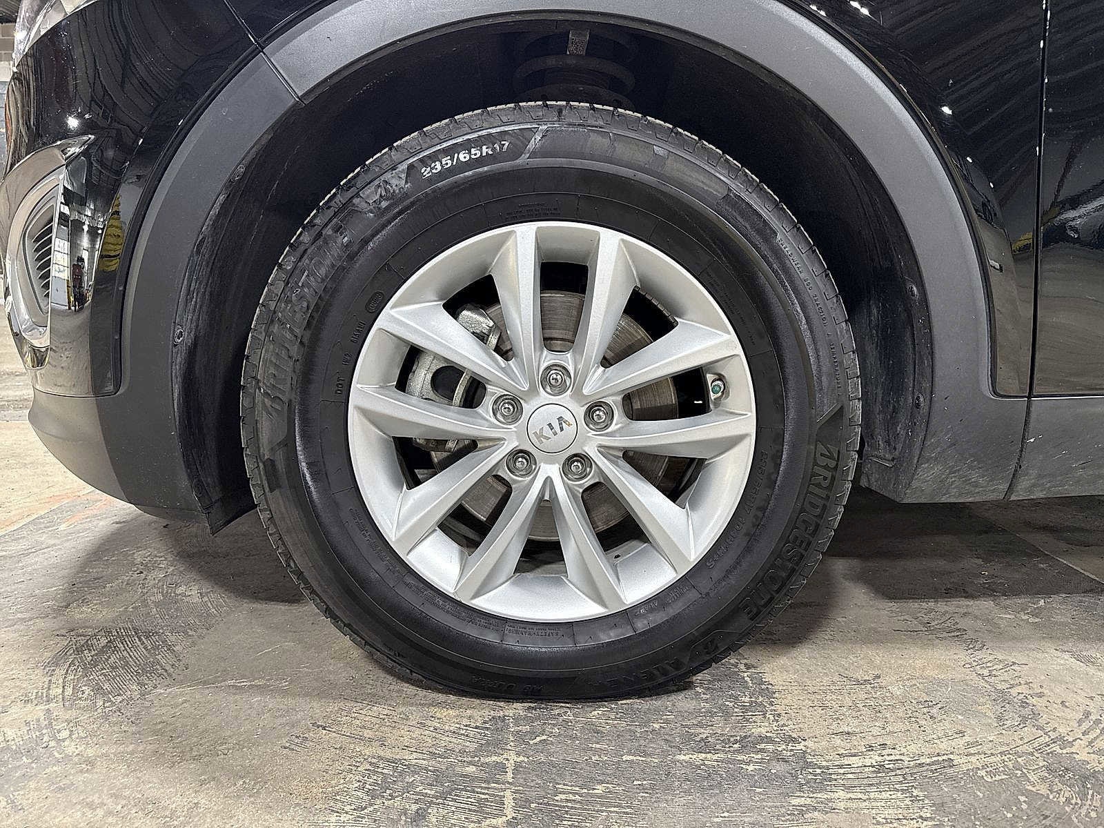 Thumbnail: 2018 Kia Sorento - 10