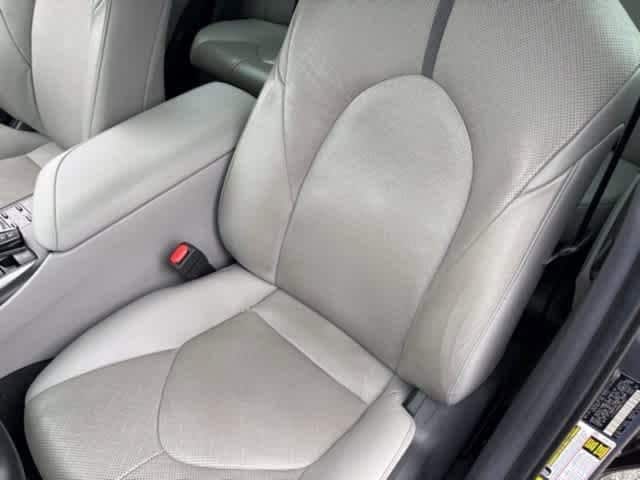 2022 Toyota Camry XLE 8