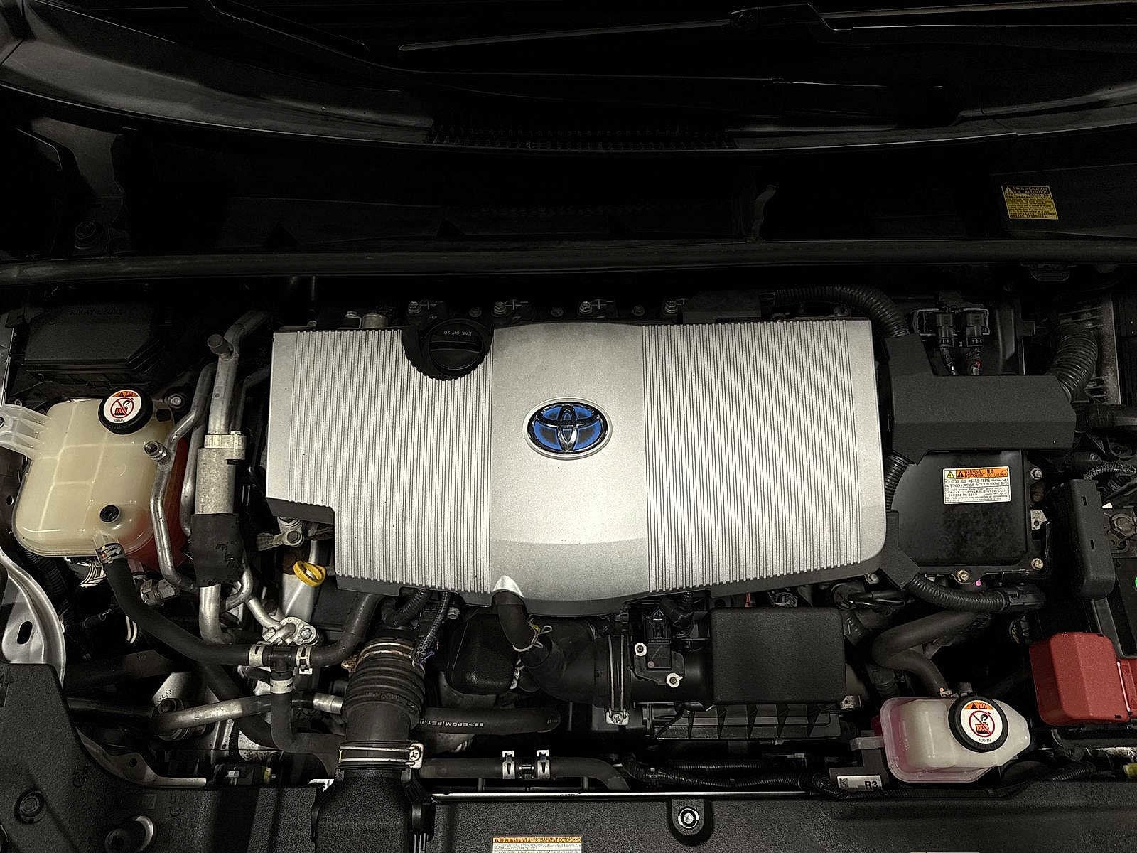 Thumbnail: 2017 Toyota Prius Prime - 12