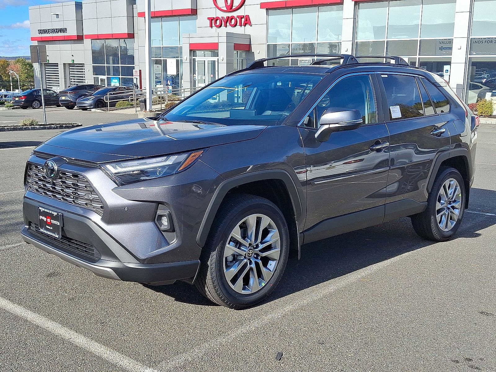 Thumbnail: 2025 Toyota RAV4 - 10