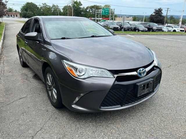 Thumbnail: 2017 Toyota Camry - 3