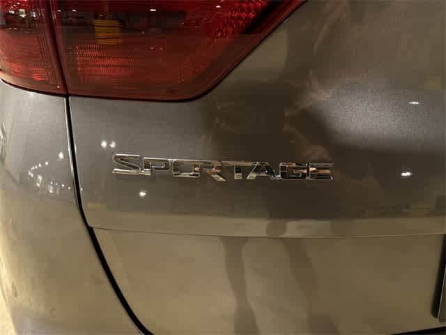 Thumbnail: 2017 Kia Sportage - 24