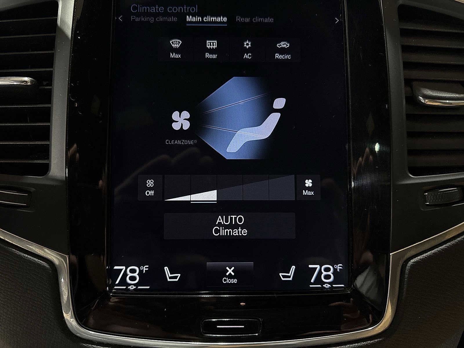 Thumbnail: 2019 Volvo XC90 - 23