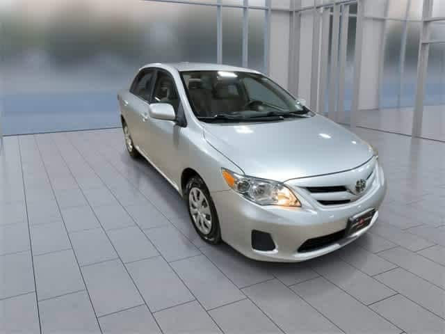Thumbnail: 2011 Toyota Corolla - 2