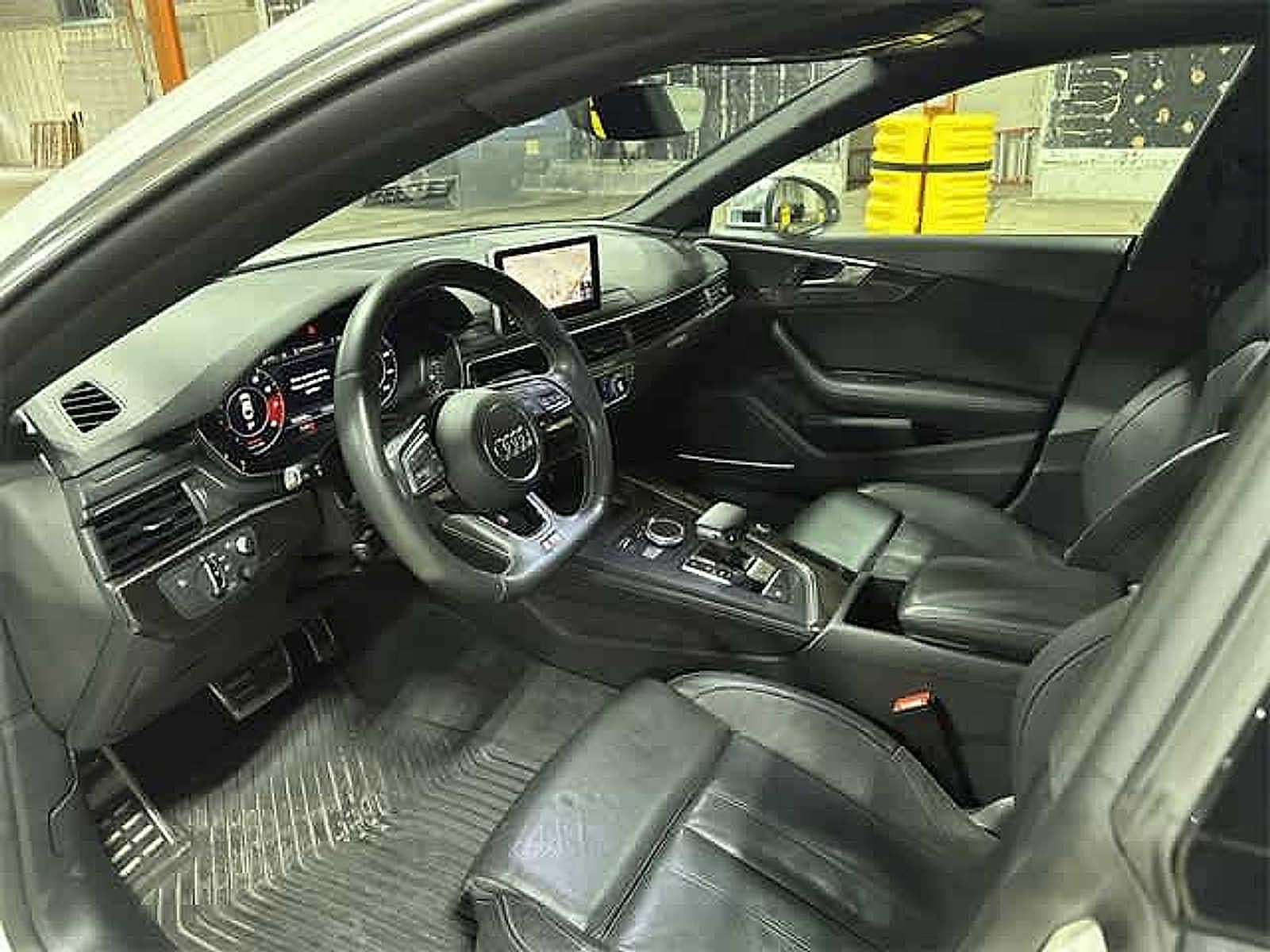 Thumbnail: 2018 Audi S5 - 44