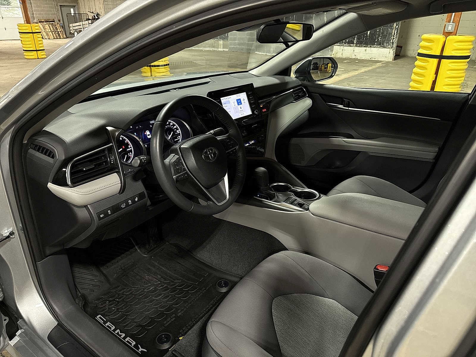 Thumbnail: 2023 Toyota Camry - 28