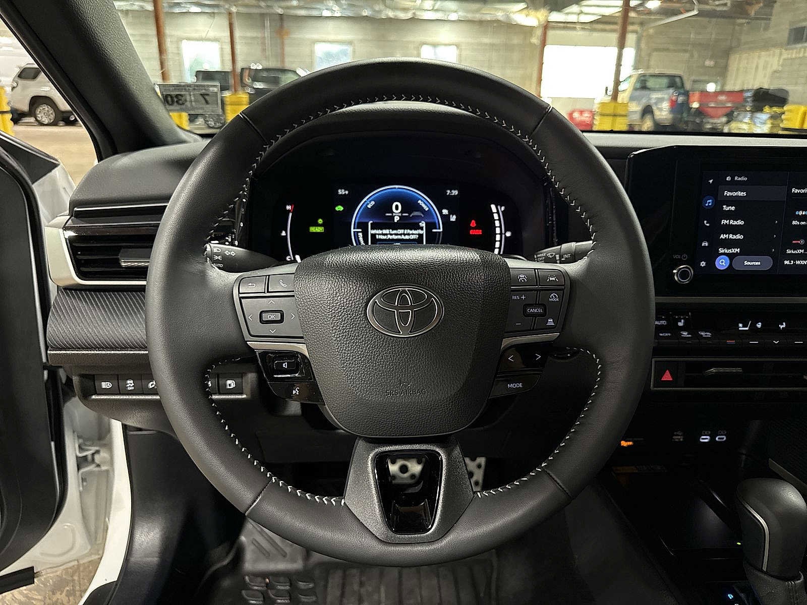 Thumbnail: 2025 Toyota Camry - 18