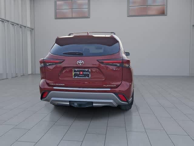 Thumbnail: 2026 Toyota Highlander - 9