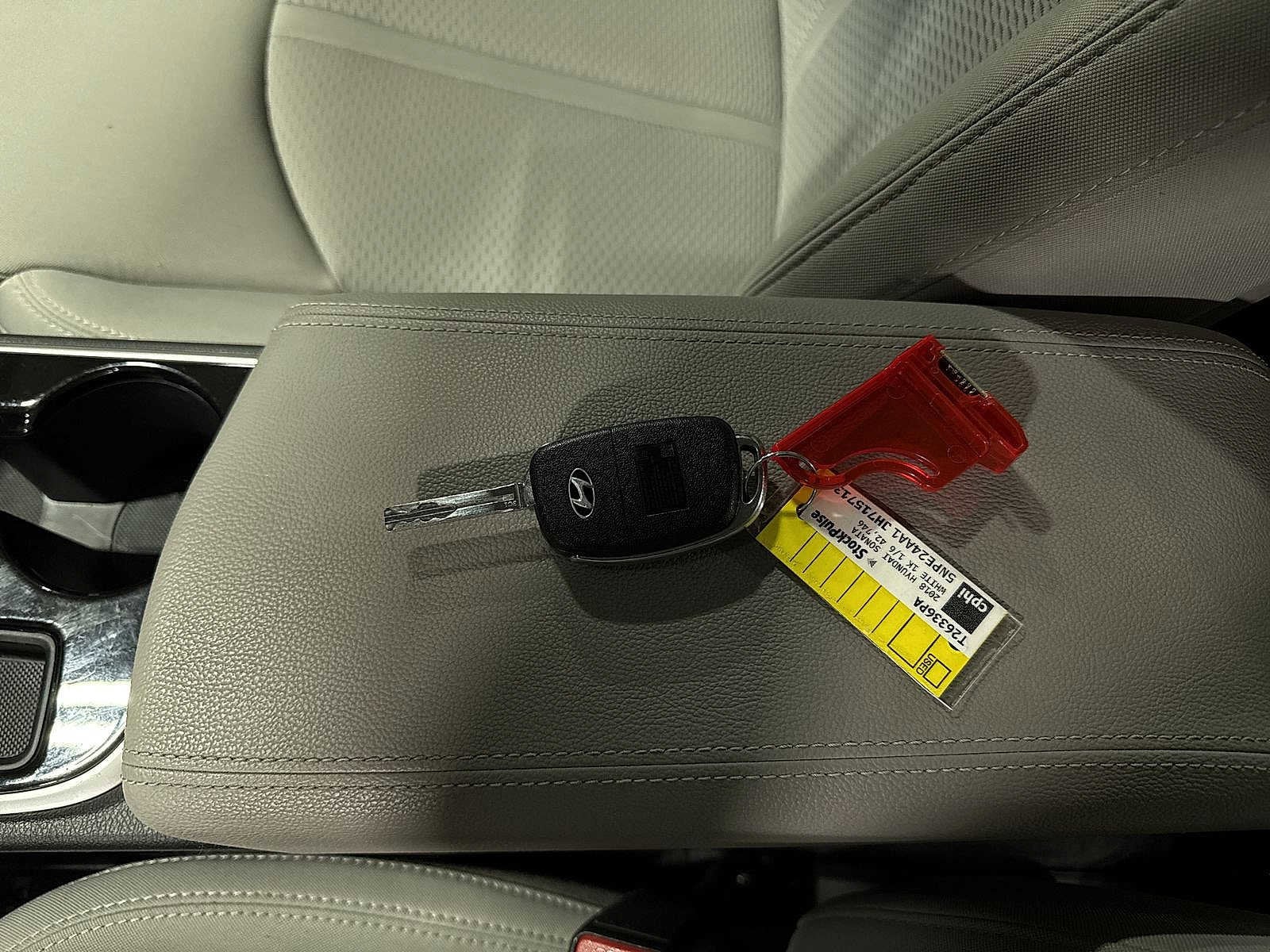 Thumbnail: 2018 Hyundai Sonata - 31