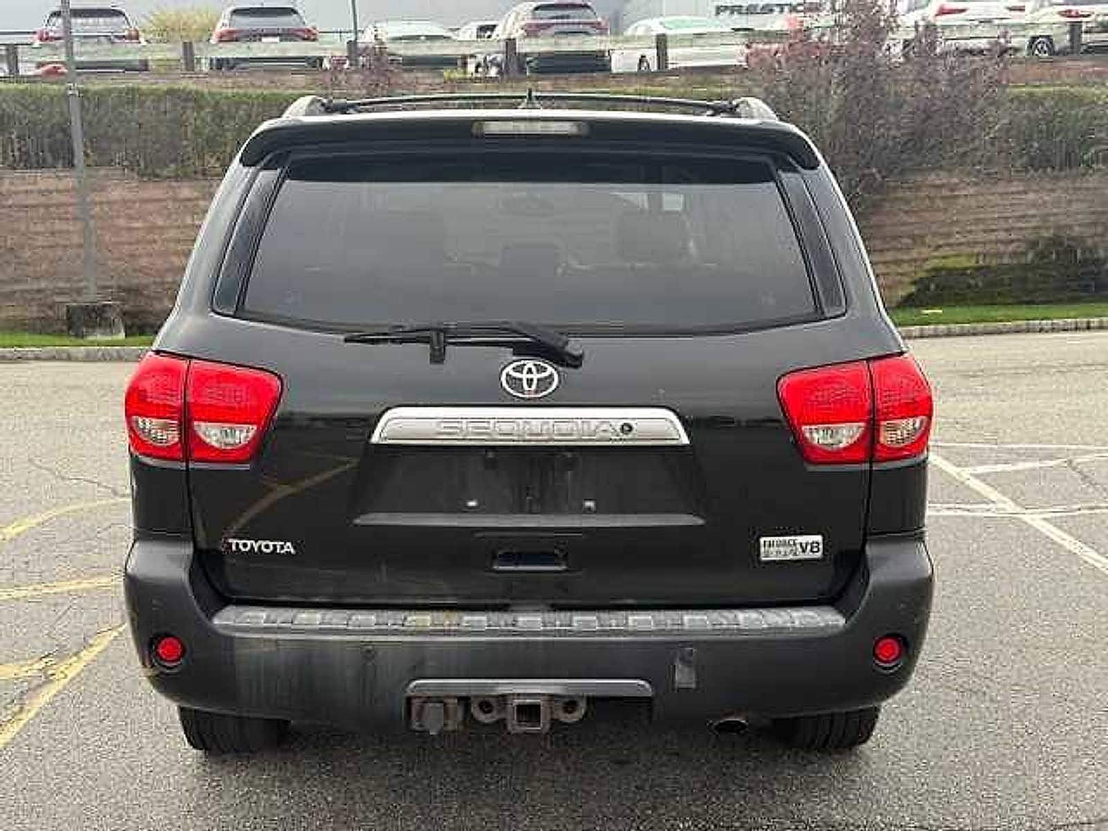 Thumbnail: 2010 Toyota Sequoia - 4