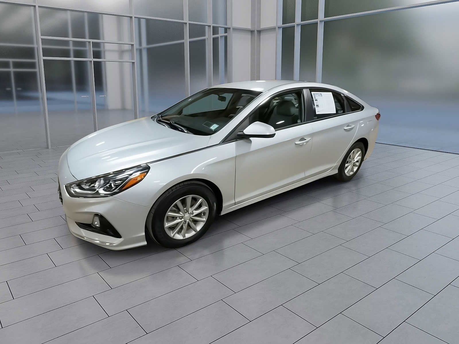 Thumbnail: 2018 Hyundai Sonata - 4