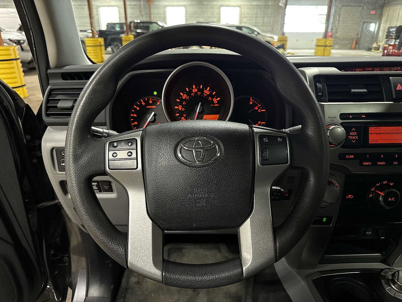 Thumbnail: 2013 Toyota 4Runner - 18