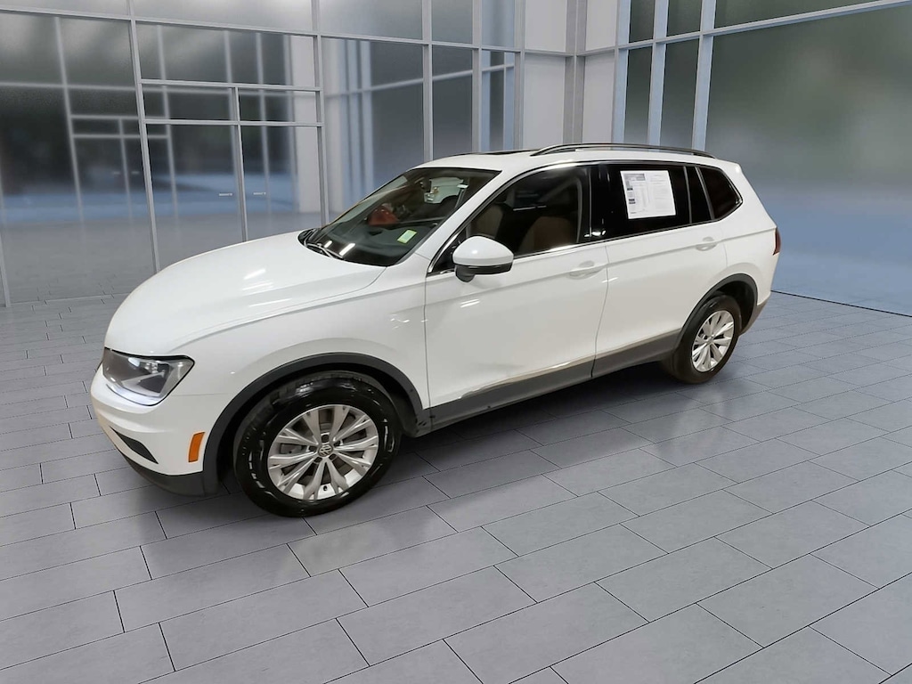 Used 2018 Volkswagen Tiguan 2.0T SE 4MOTION SUV