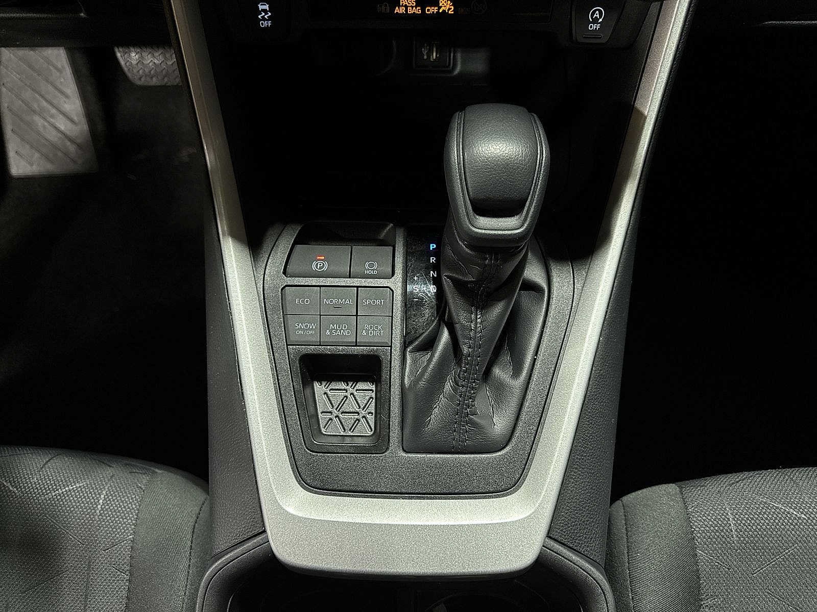 Thumbnail: 2025 Toyota RAV4 - 30