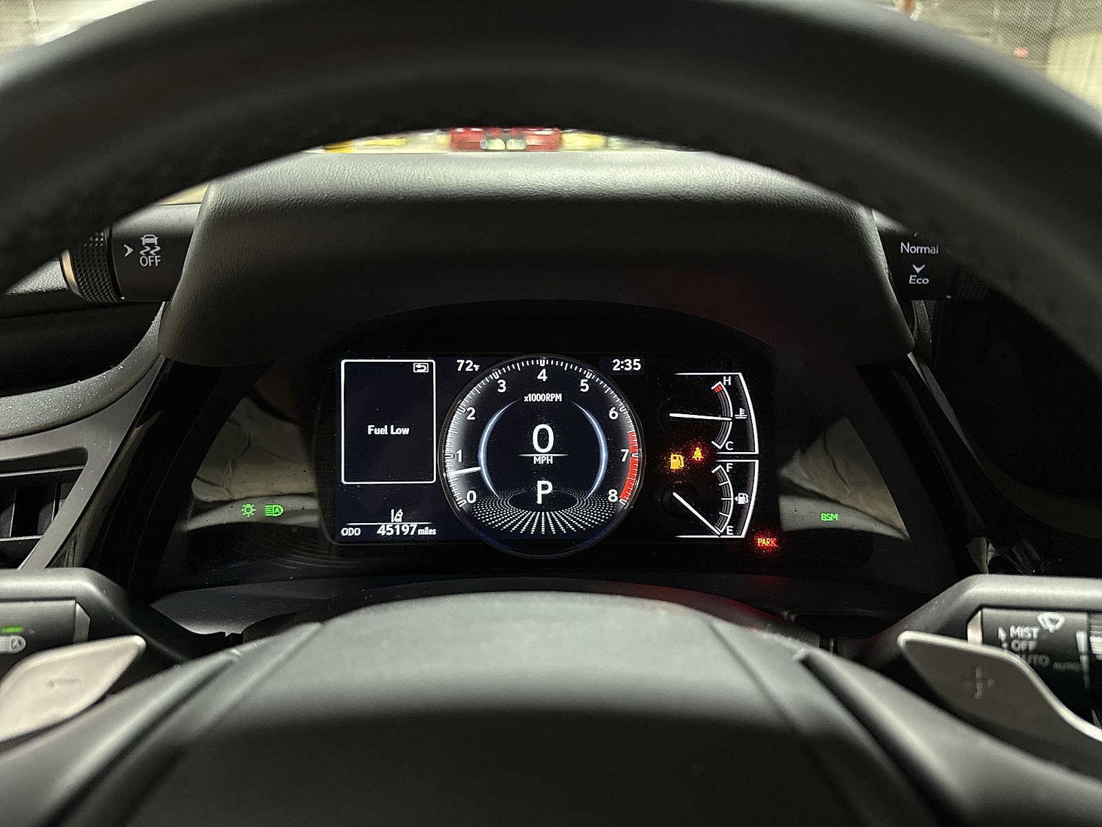 Thumbnail: 2022 Lexus ES - 32