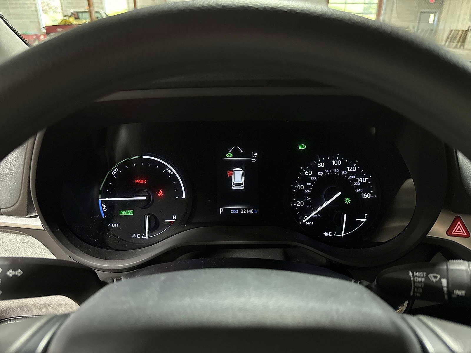 Thumbnail: 2022 Toyota Sienna - 33