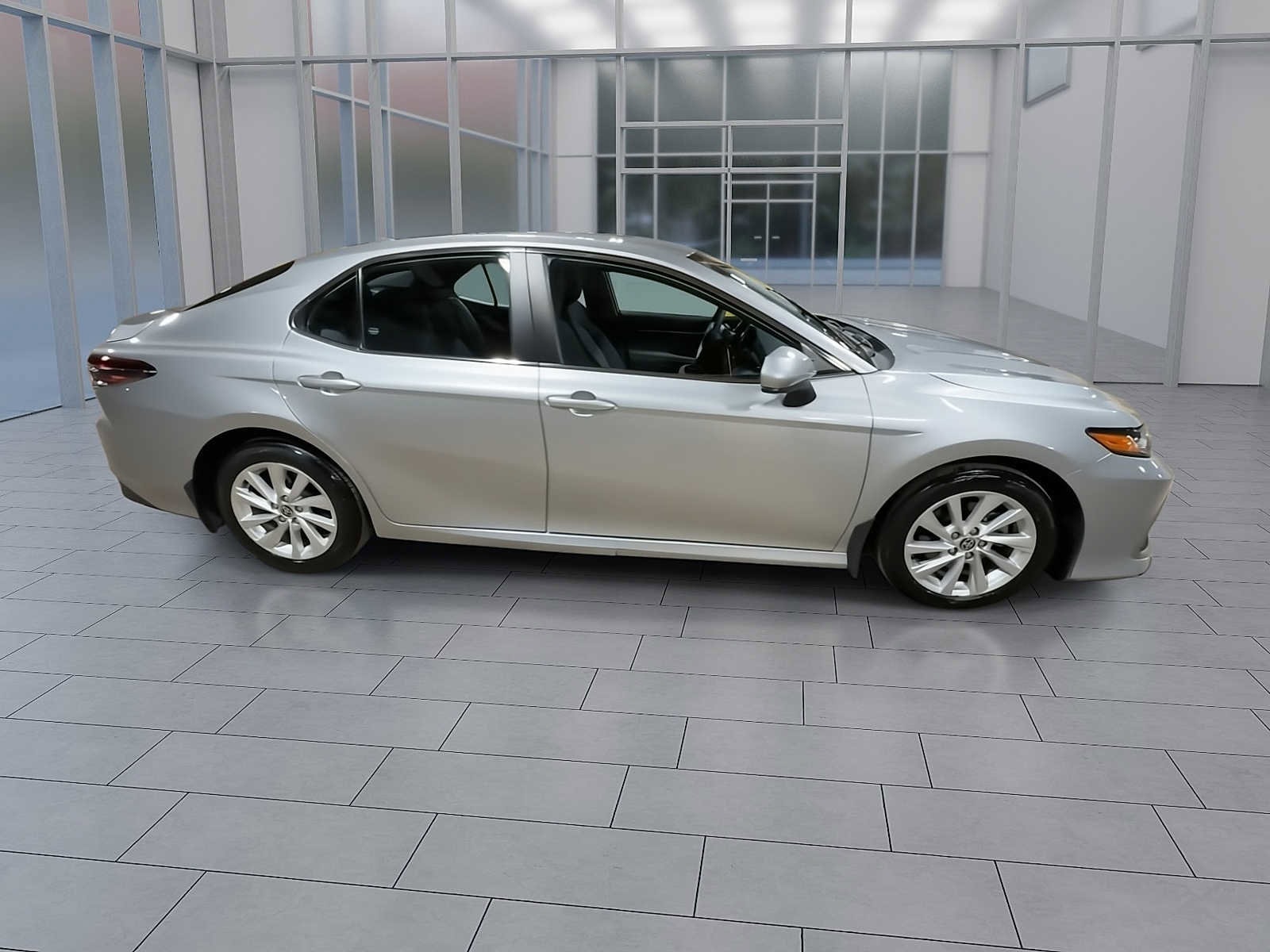 Thumbnail: 2021 Toyota Camry - 9