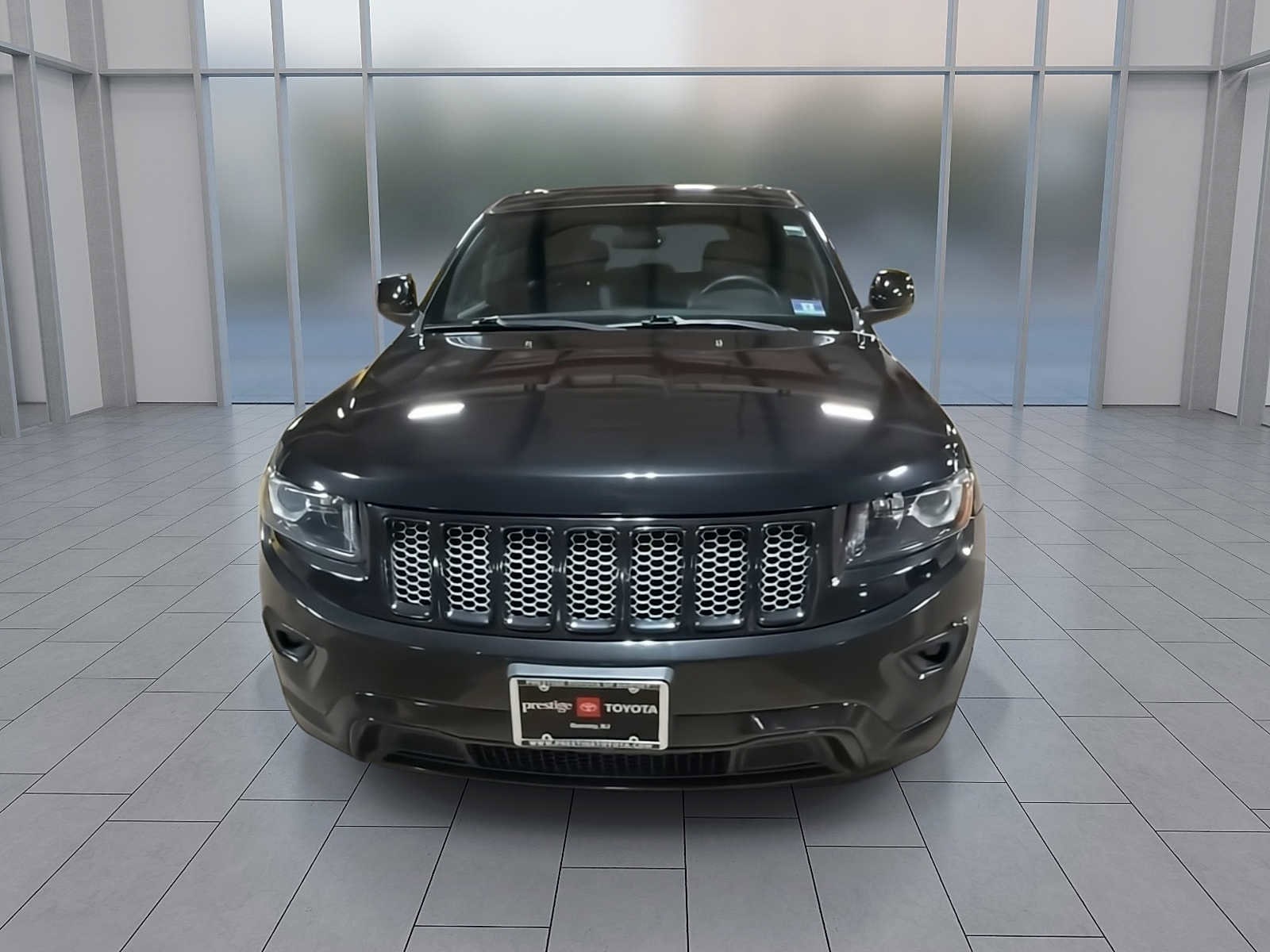 Thumbnail: 2015 Jeep Grand Cherokee - 3