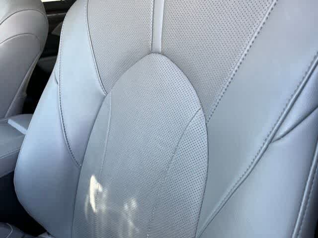 Thumbnail: 2023 Toyota Highlander - 7