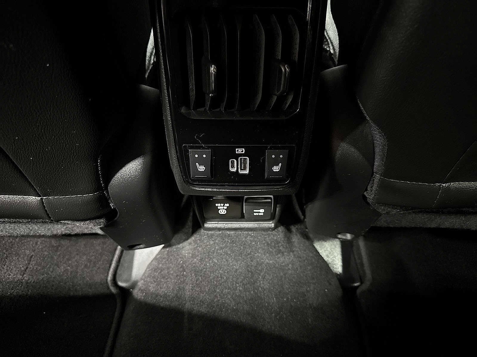 Thumbnail: 2022 Jeep Compass - 30