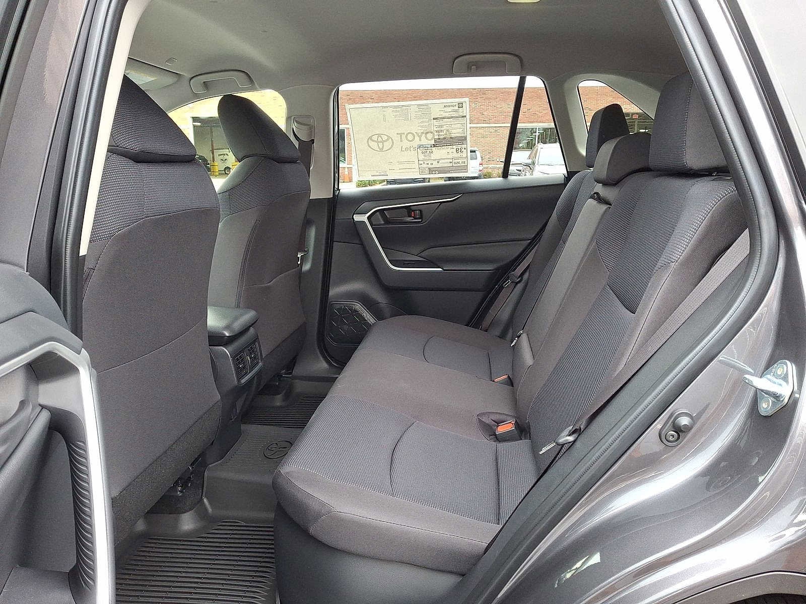 Thumbnail: 2025 Toyota RAV4 - 13