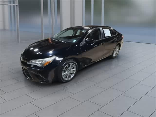 Thumbnail: 2017 Toyota Camry - 4