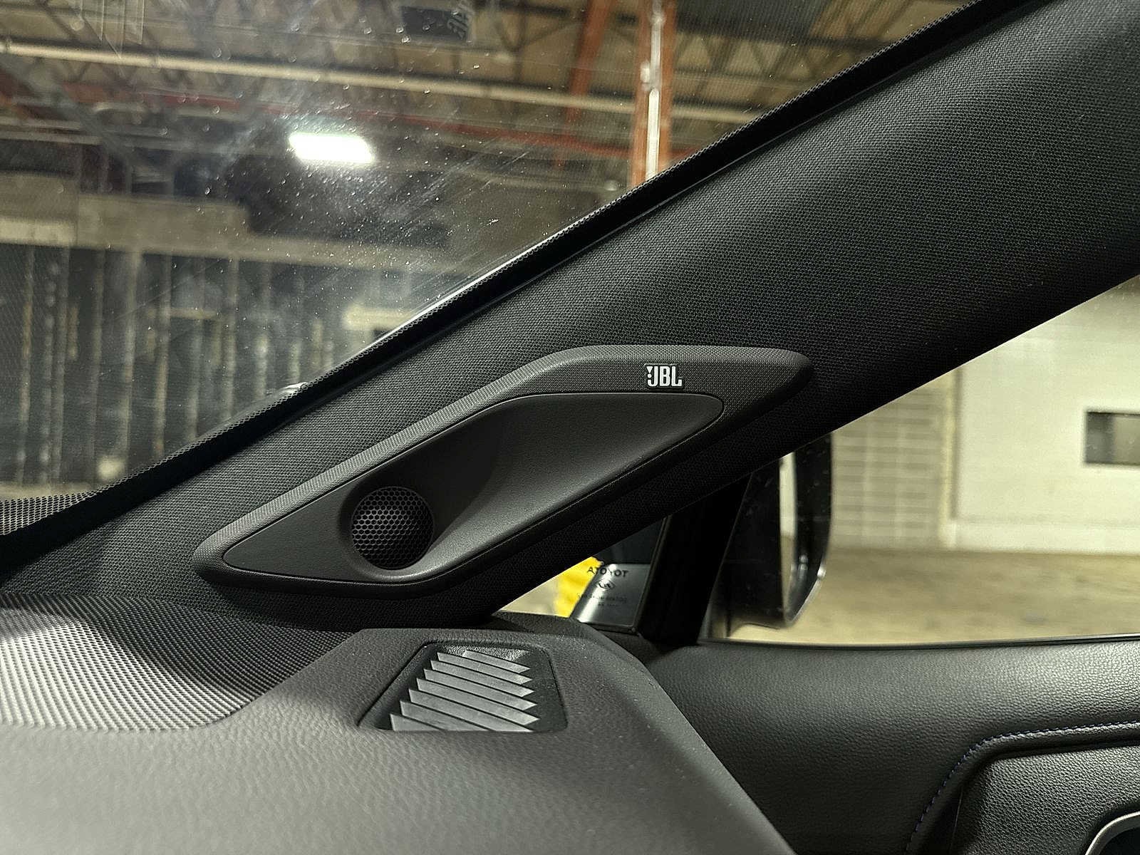 Thumbnail: 2022 Toyota RAV4 - 37