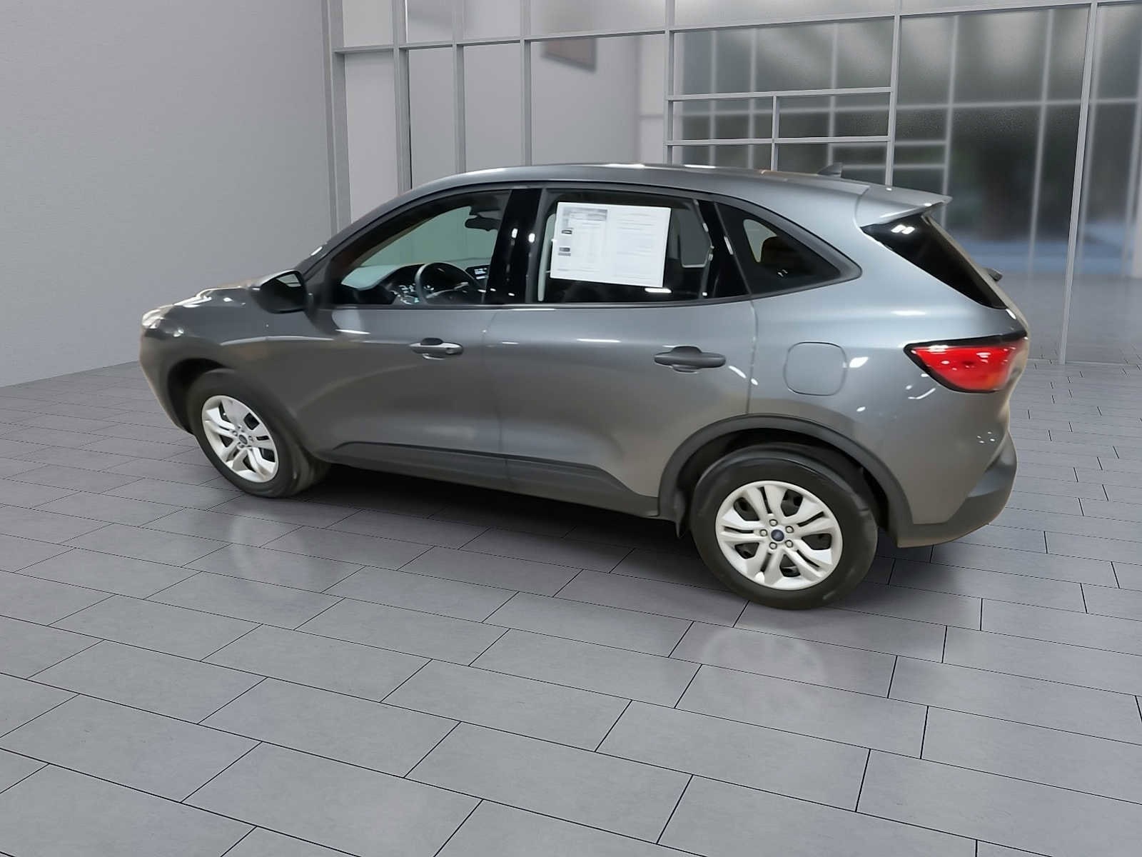 Thumbnail: 2022 Ford Escape - 6