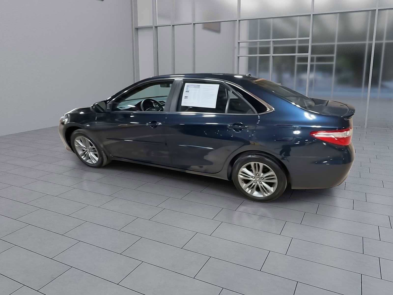 Thumbnail: 2017 Toyota Camry - 6