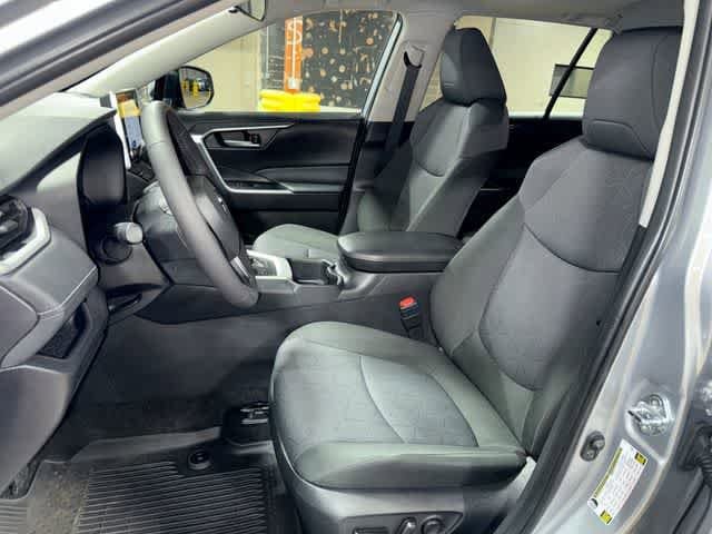 Thumbnail: 2025 Toyota RAV4 - 29