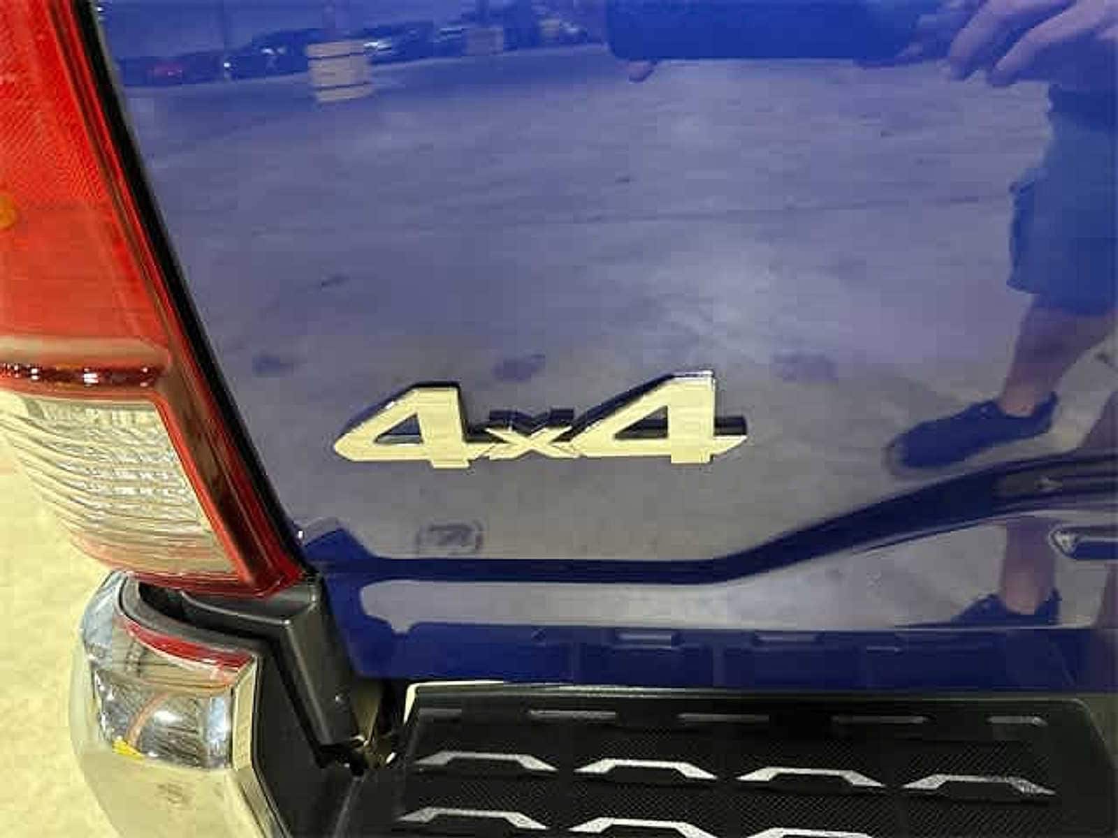 Thumbnail: 2023 Toyota Tacoma - 40