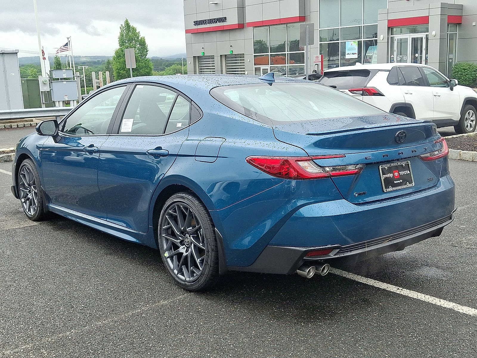Thumbnail: 2026 Toyota Camry - 11