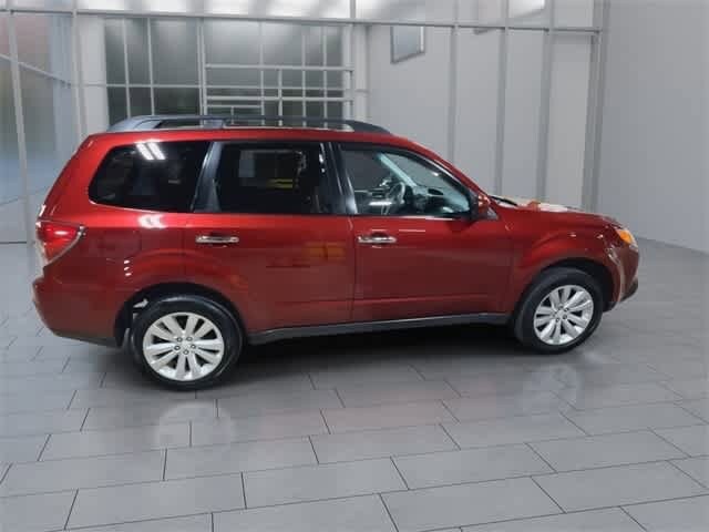 2011 Subaru Forester Premium 9