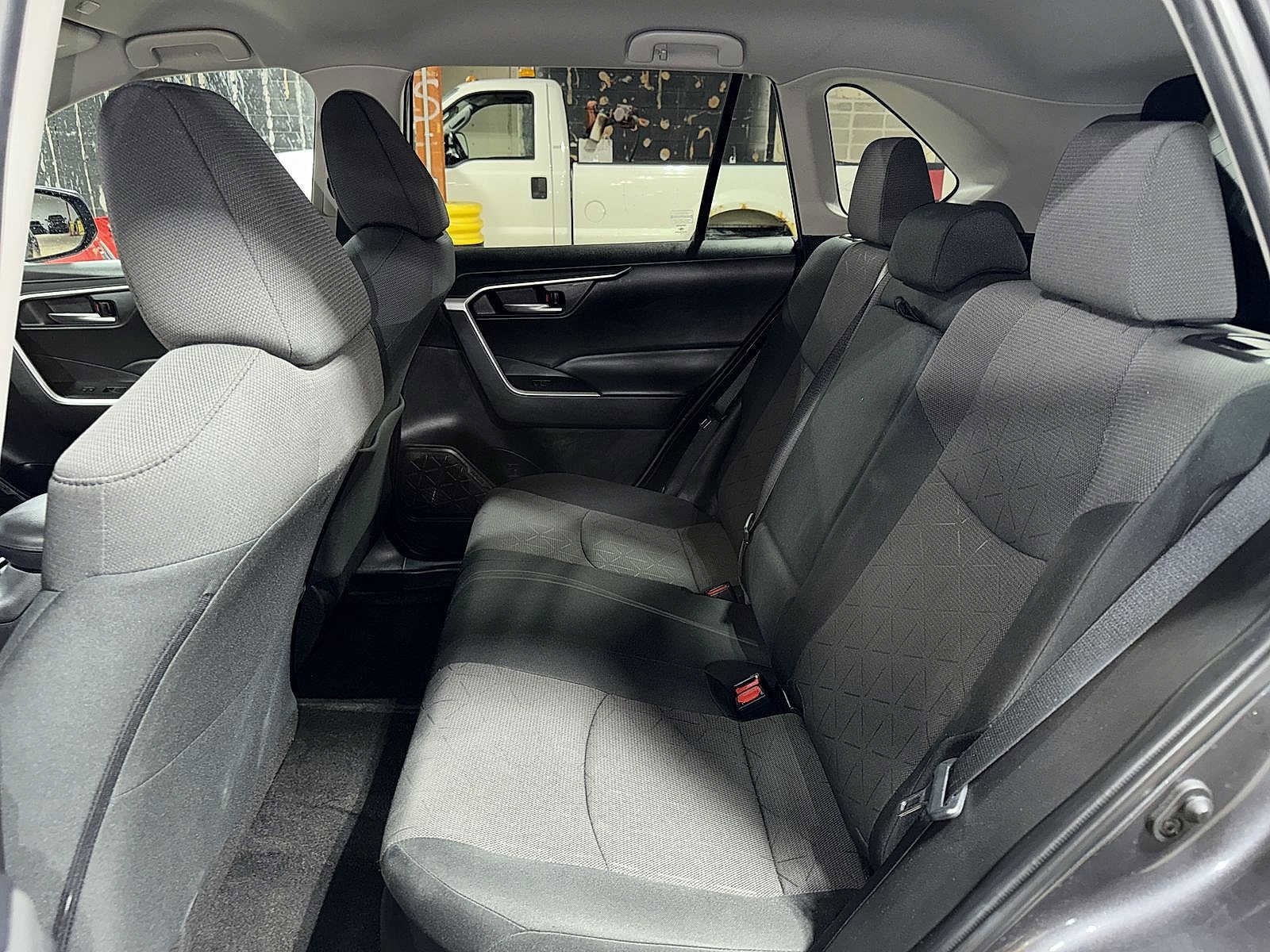 Thumbnail: 2024 Toyota RAV4 - 17