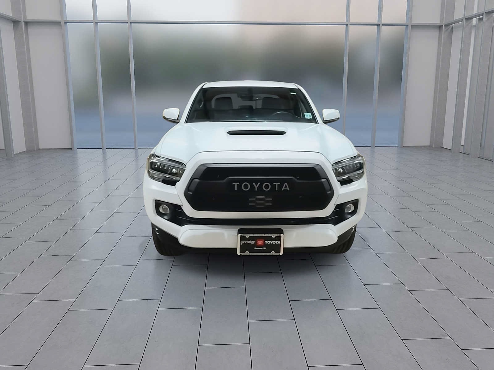 Thumbnail: 2023 Toyota Tacoma - 3