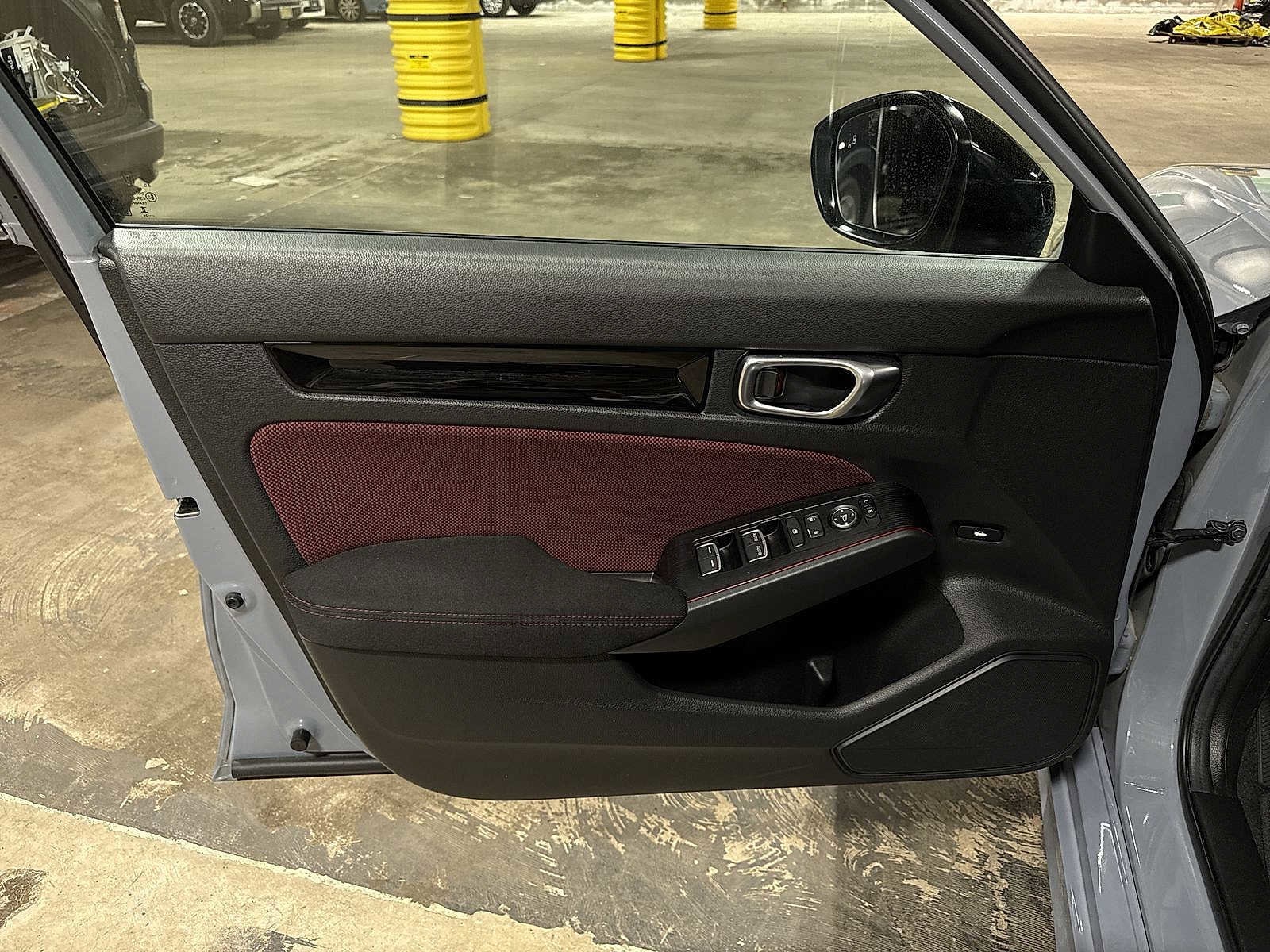 Thumbnail: 2024 Honda Civic - 30