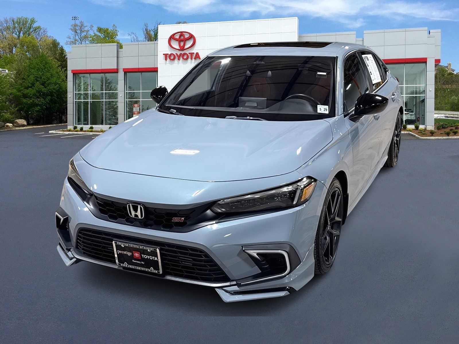 Thumbnail: 2024 Honda Civic - 1