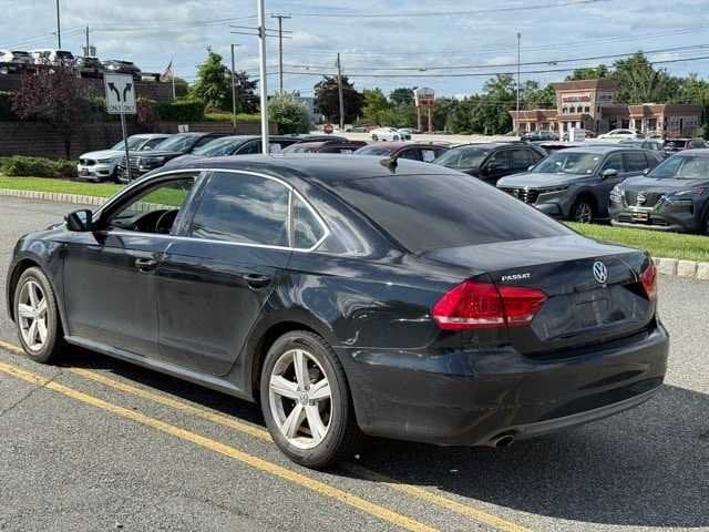 Thumbnail: 2013 Volkswagen Passat - 6
